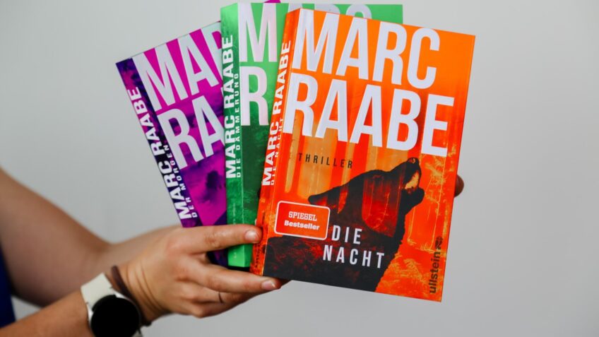 Gewinnspiel zur Art-Mayer Serie