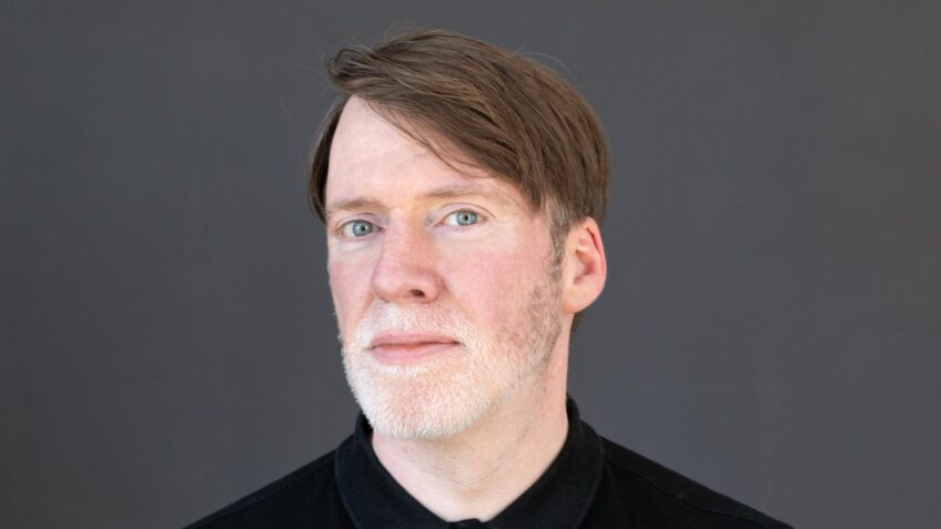 David Hugendick, Autor, Portrait, Berlin 2025, Annika Nagel Photography,